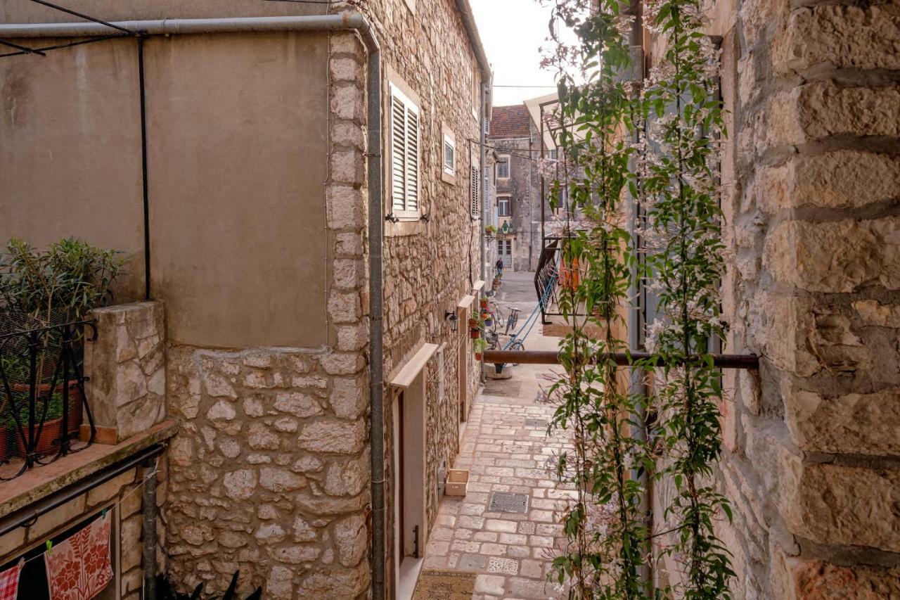 סטארי גראד Apartment Mediteran מראה חיצוני תמונה