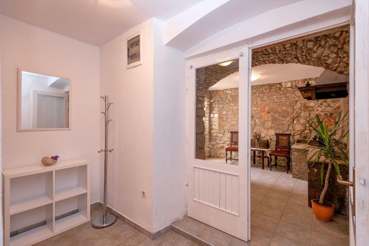 סטארי גראד Apartment Mediteran מראה חיצוני תמונה